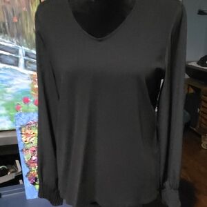 Chico's Classic Black Long Sleeve Top
